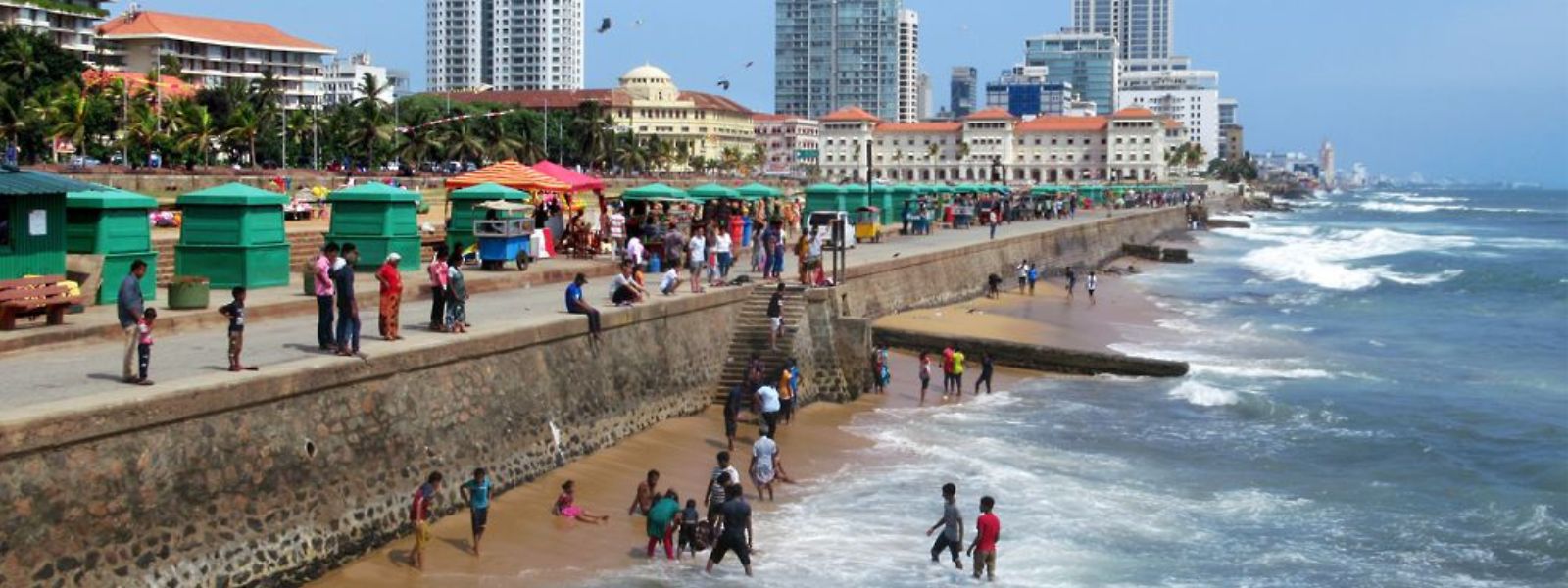 Beggars at Galle Face to be sent to rehab centre